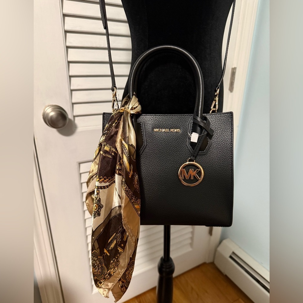 MICHAEL MICHAEL KORS “Mercer” NWT Black leather messenger Bag Full Inclusion!
